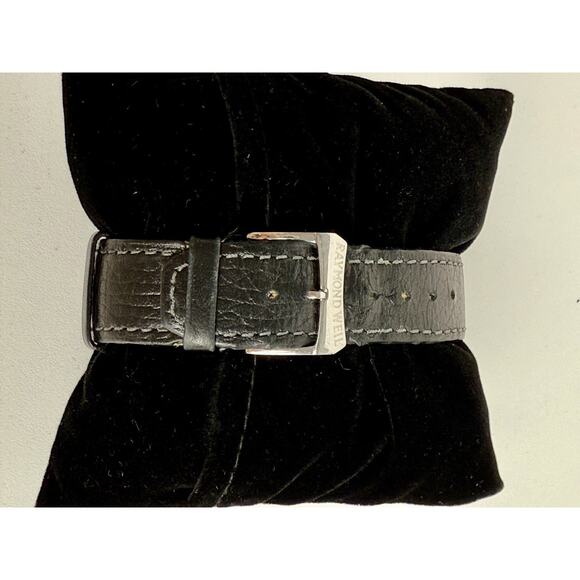 Raymond Weil - Tango Chronograph 4881 With Black Leather Strap 37 MM main image 4